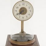 A battery powered electrical clock. Made 1918-1940